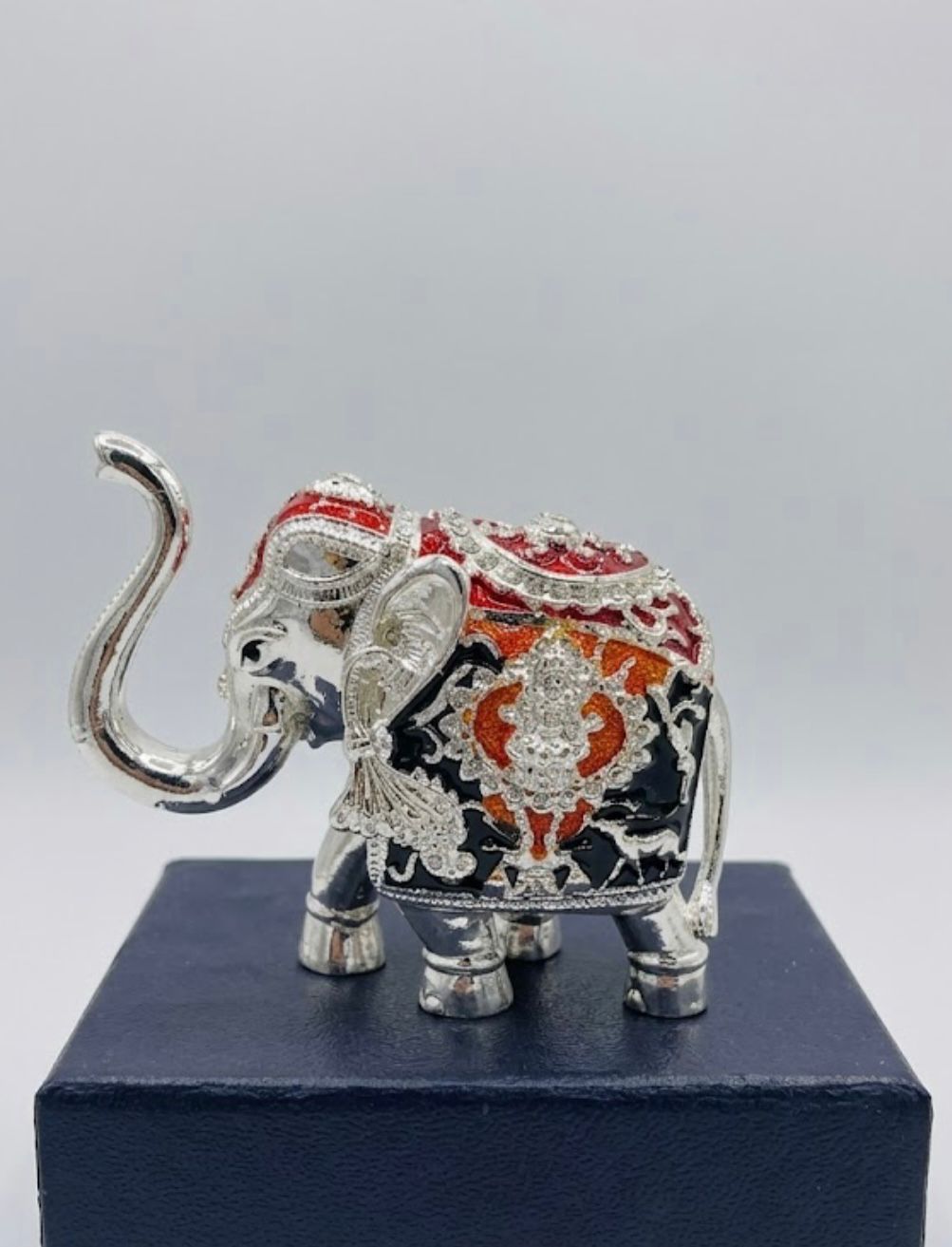 Gajlakshmi Hathi - Silver, Red & Black