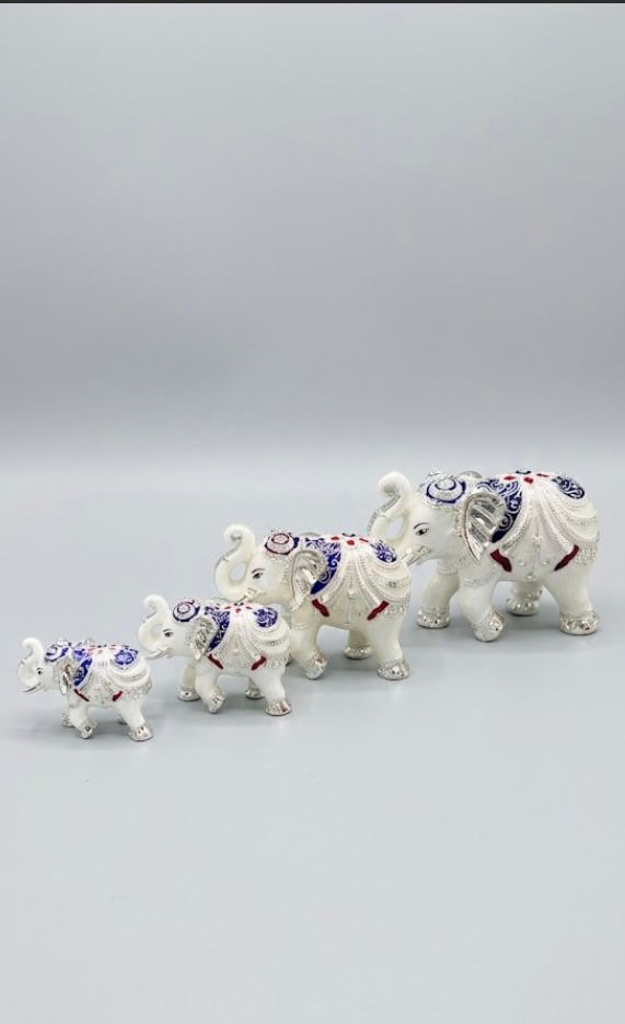 Gajlakshmi Hathi - White & Blue