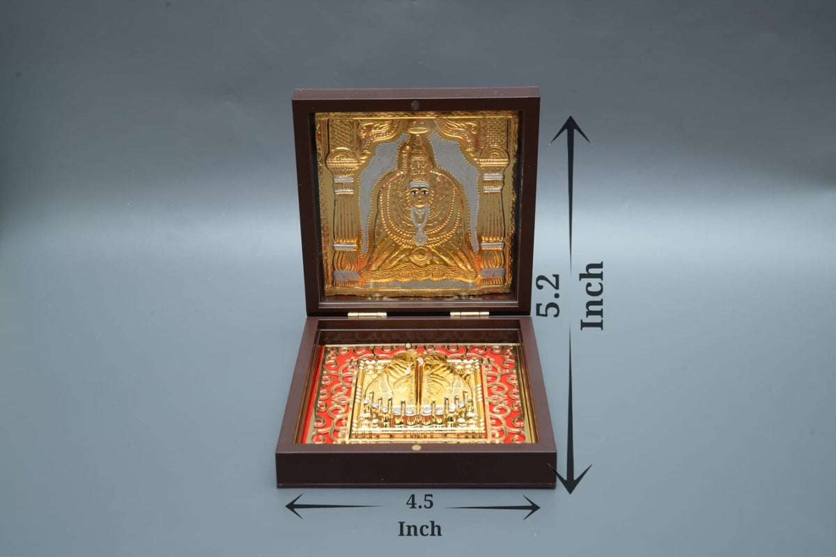 Sai Baba (Seated) - Medium Mantra Peti